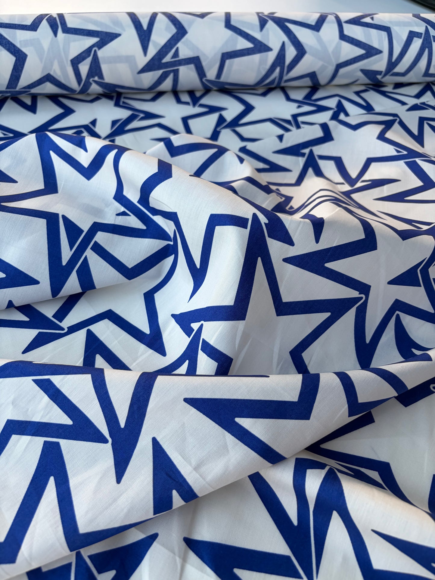 MARGE 036 cotton voile electric blue stars