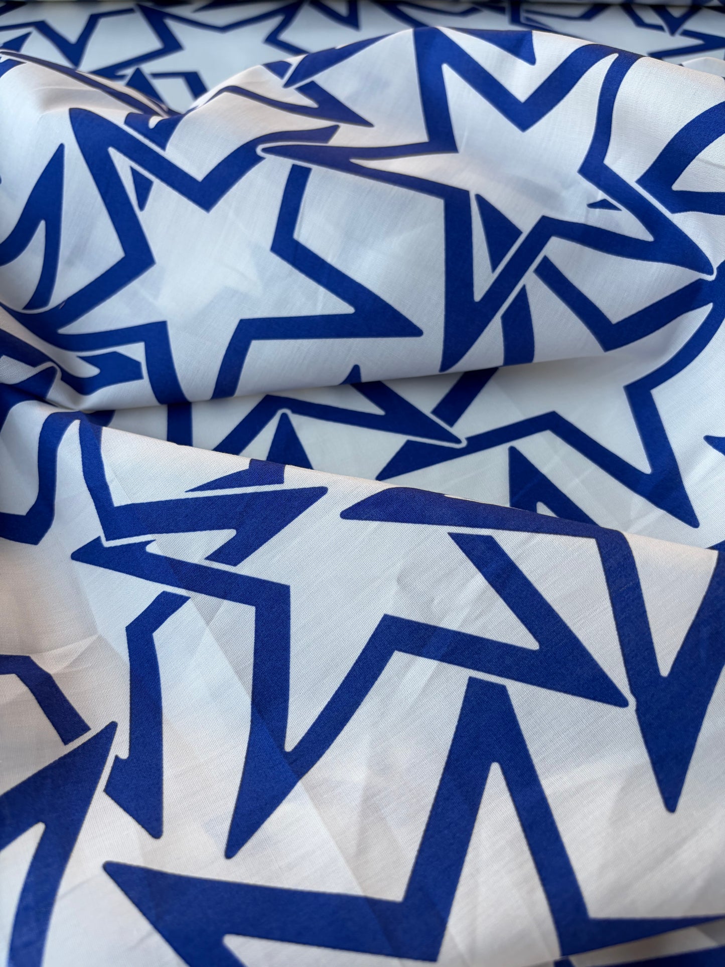 MARGE 036 cotton voile electric blue stars