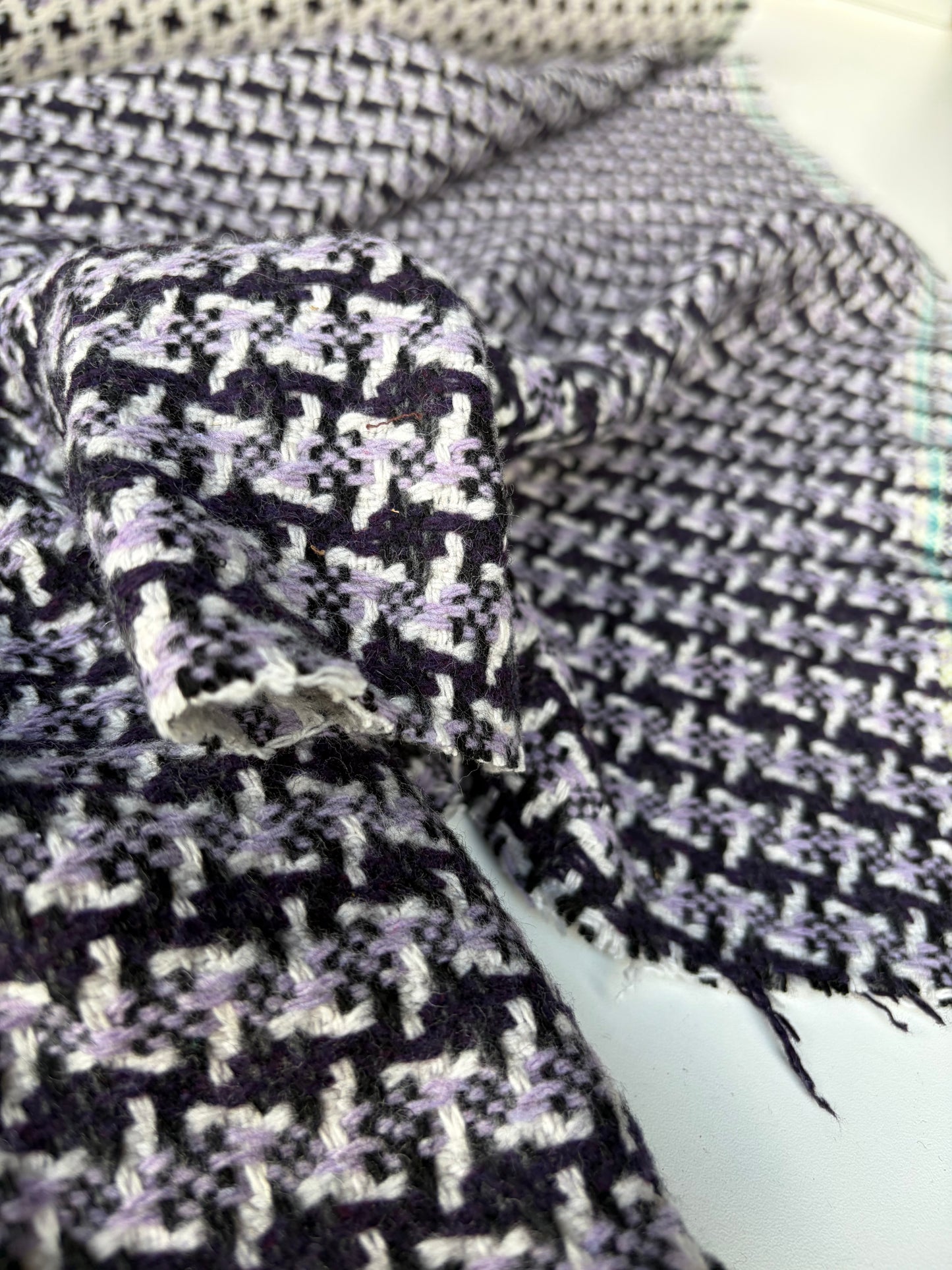 KALEB 026 navy/lilac checkered heavy wool tweed