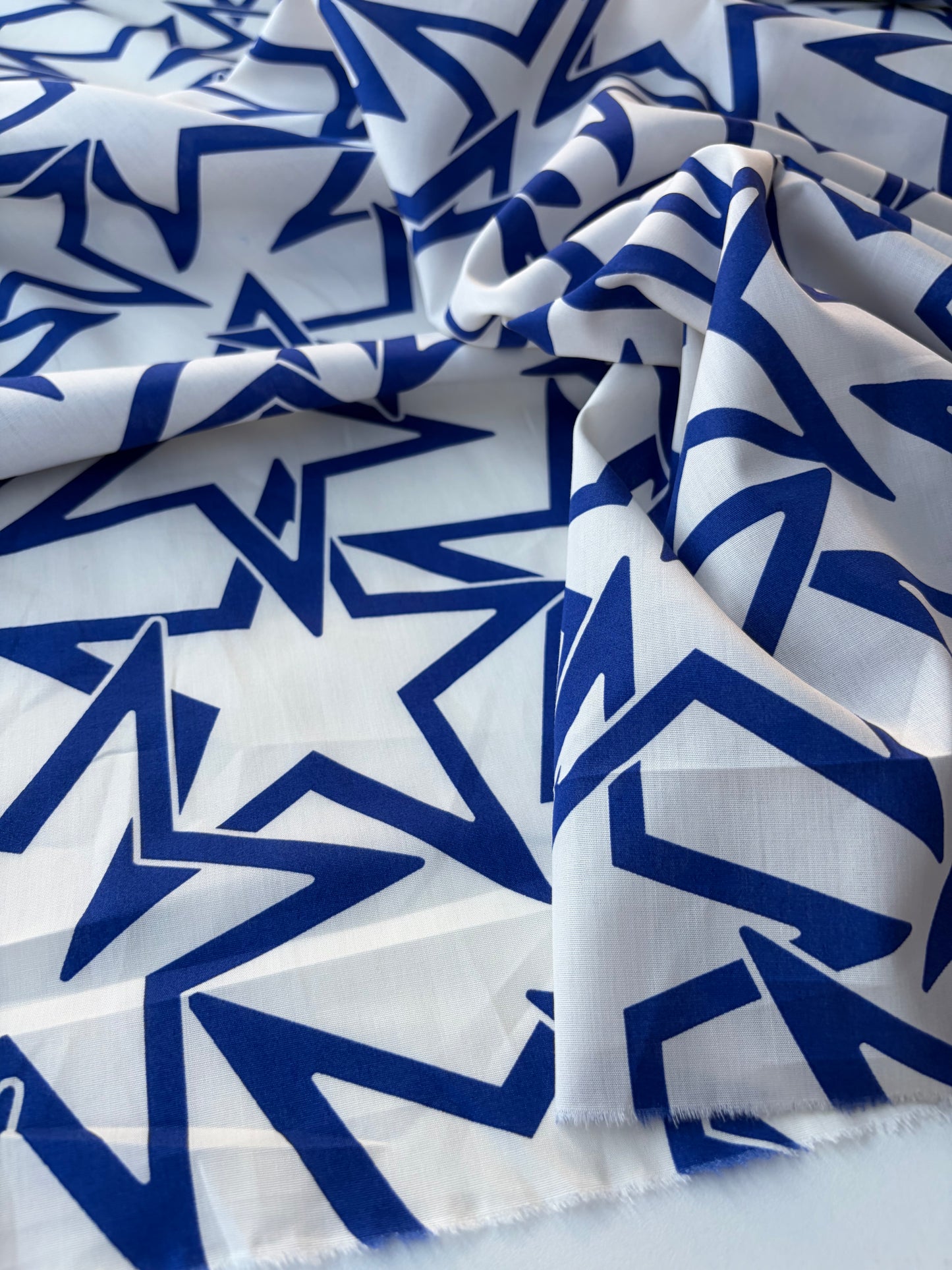 MARGE 036 cotton voile electric blue stars
