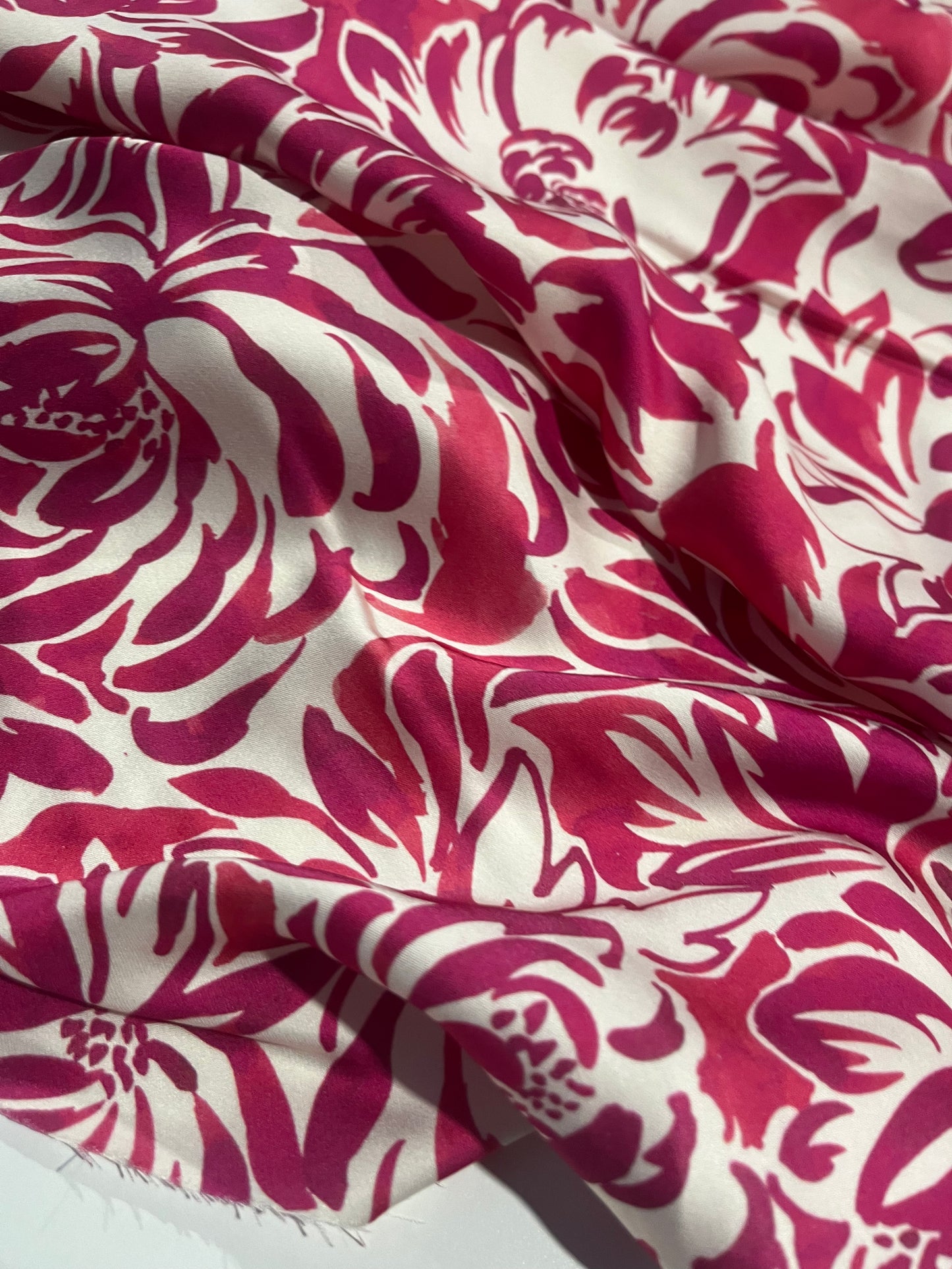HYACINTHE 018 viscose pink flowers