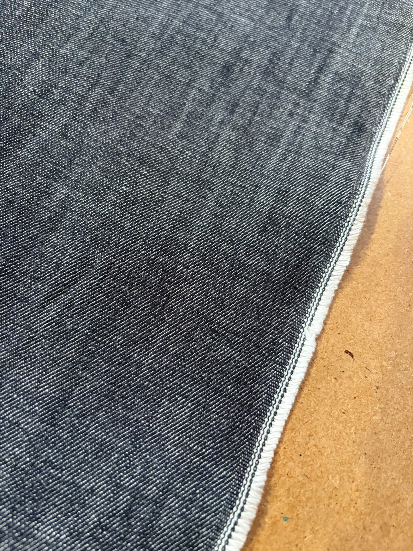 RAW DENIM 008 midweight slub denim dark indigo no stretch
