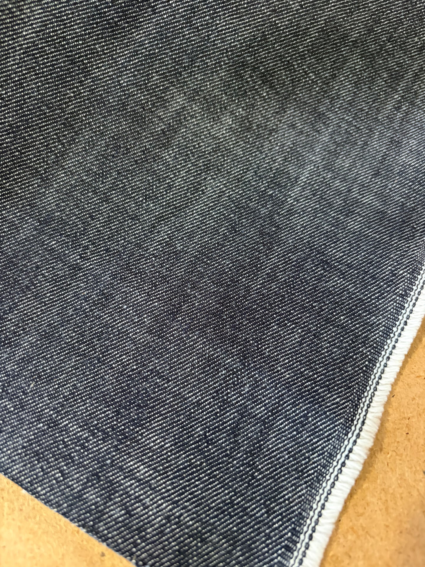 RAW DENIM 008 midweight slub denim dark indigo no stretch