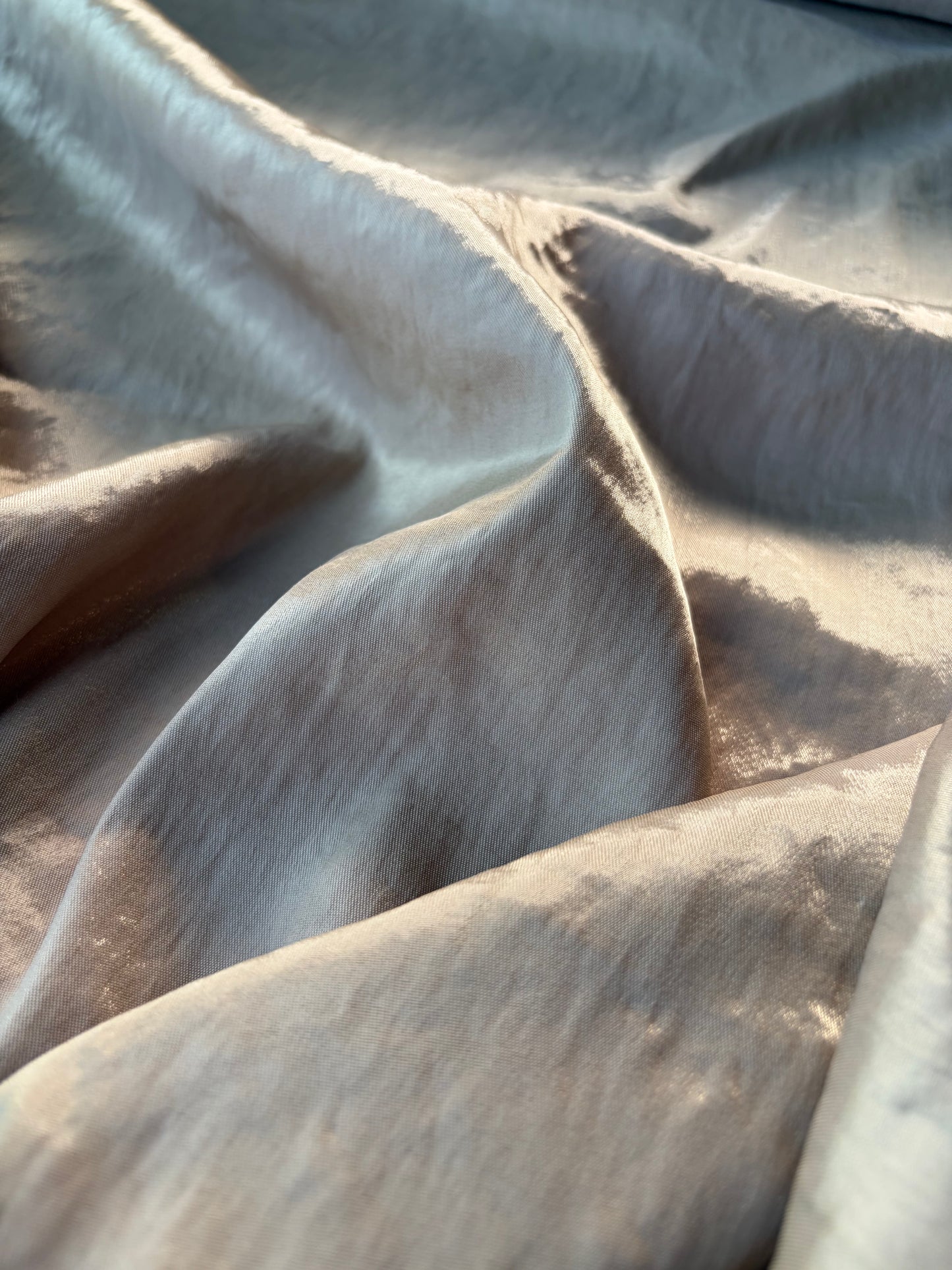 MARGE 043 shiny cotton polyamide suiting fabric
