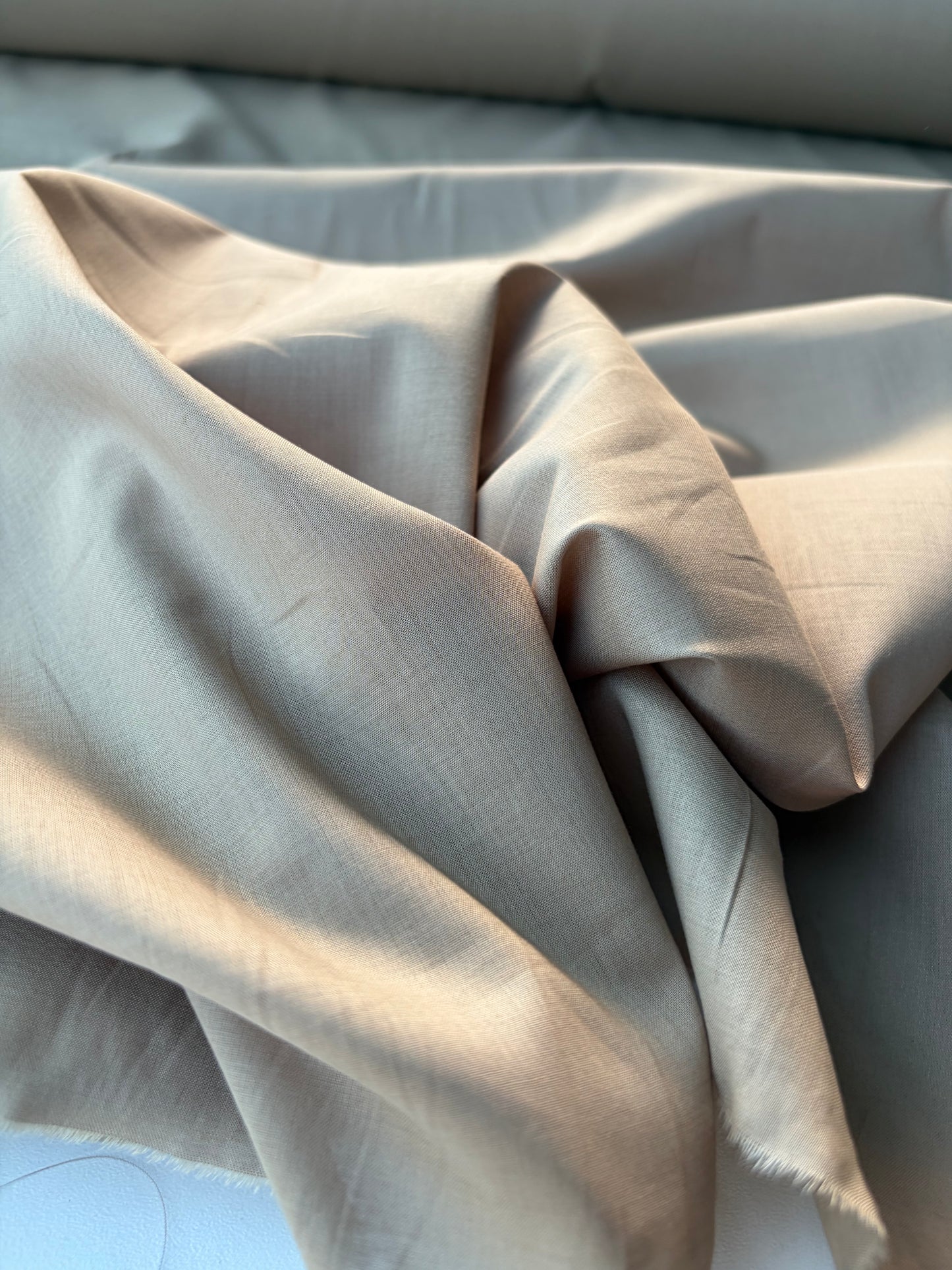 MARGE 044 cotton voile stretch sand