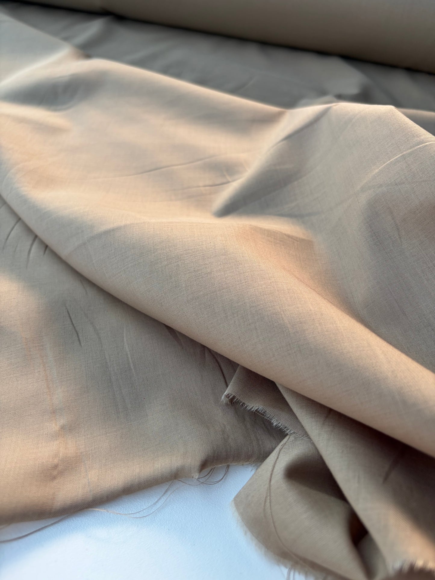 MARGE 044 cotton voile stretch sand