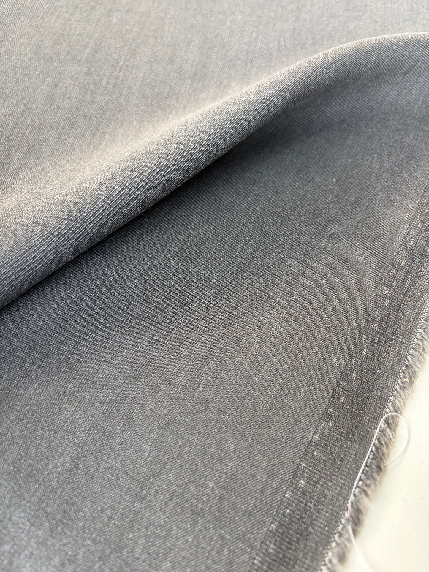 MORTY 009 grey stretch suiting fabric