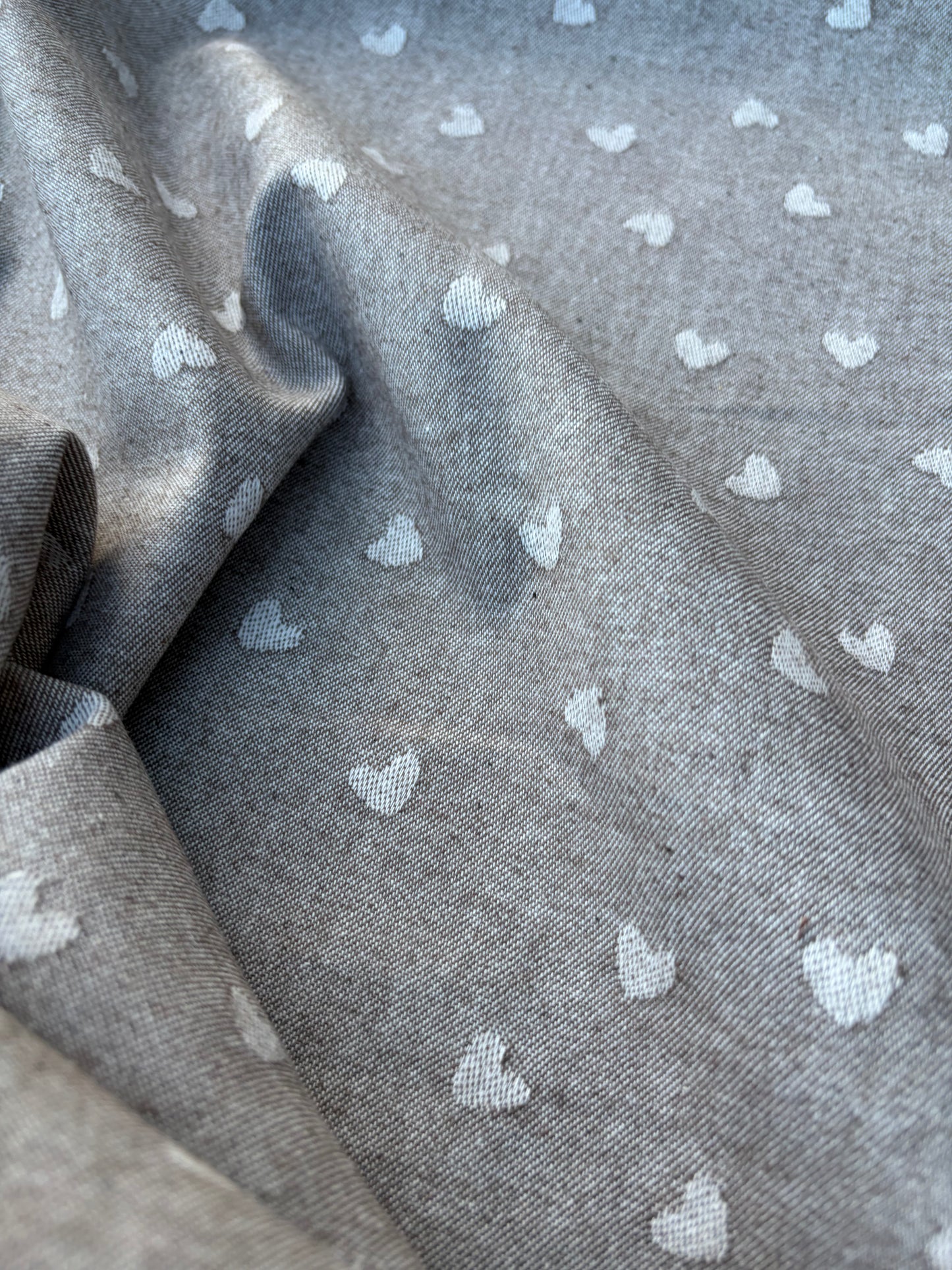 BART 002 camel wool jacquard with small hearts