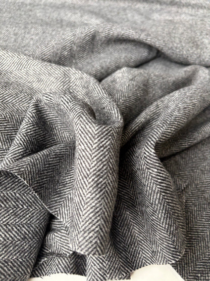 LORO 204 wool stretch herringbone Loro Piana
