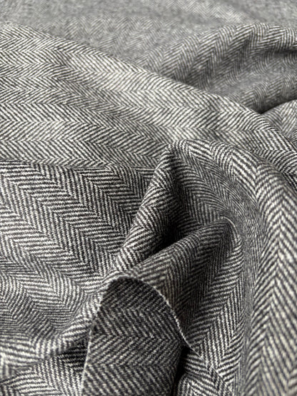 LORO 204 wool stretch herringbone Loro Piana