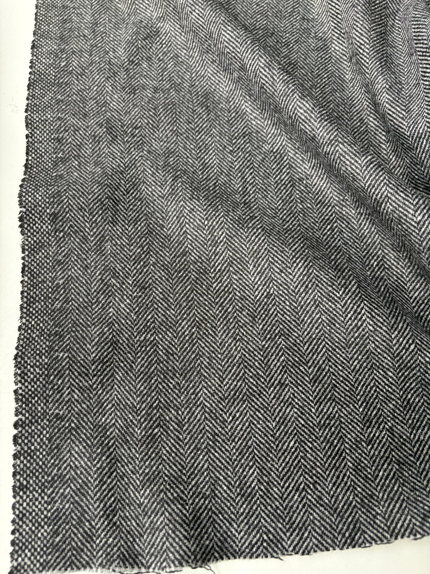 LORO 204 wool stretch herringbone Loro Piana