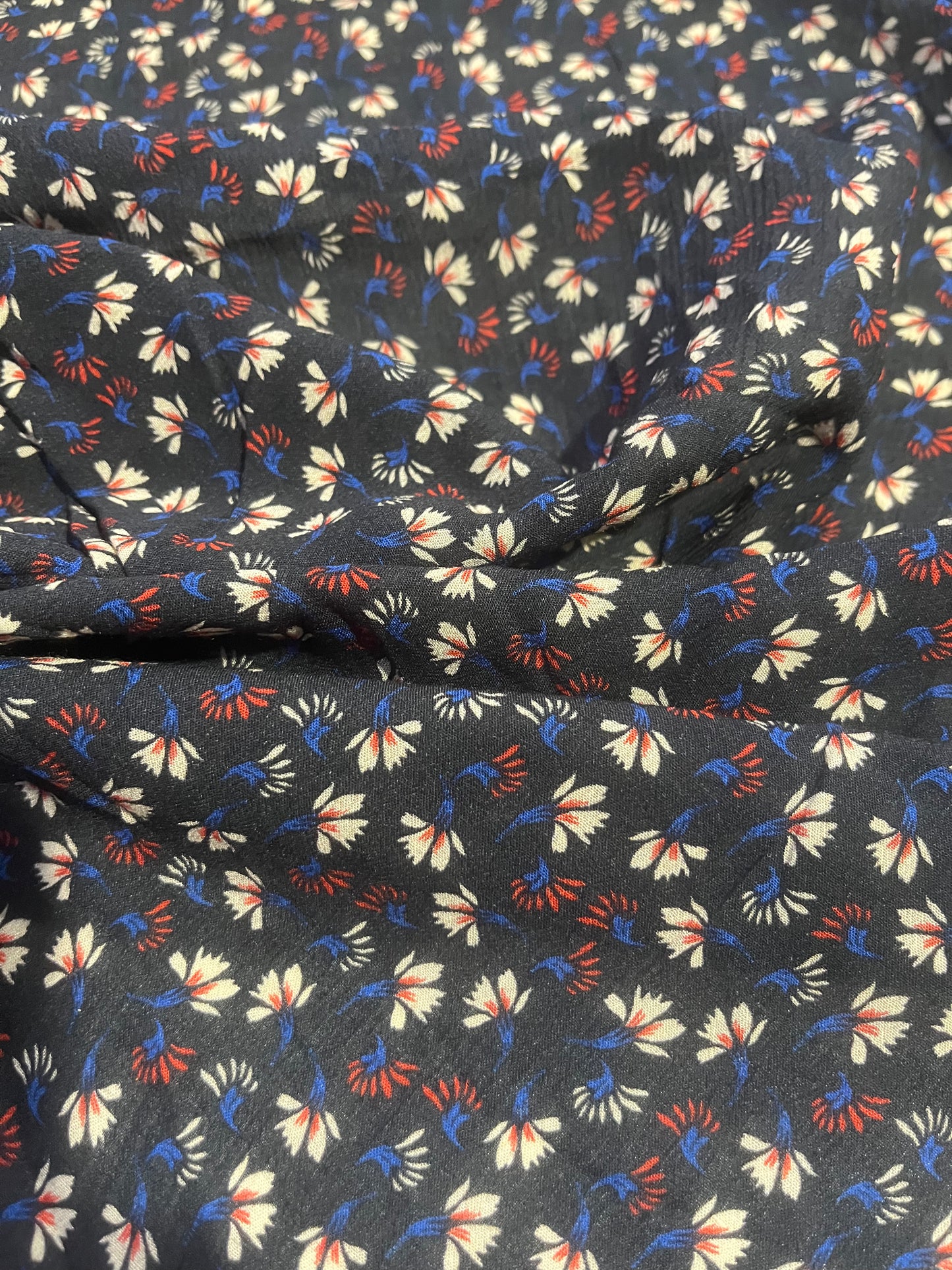 LOTTI 010  viscose crepon small flower