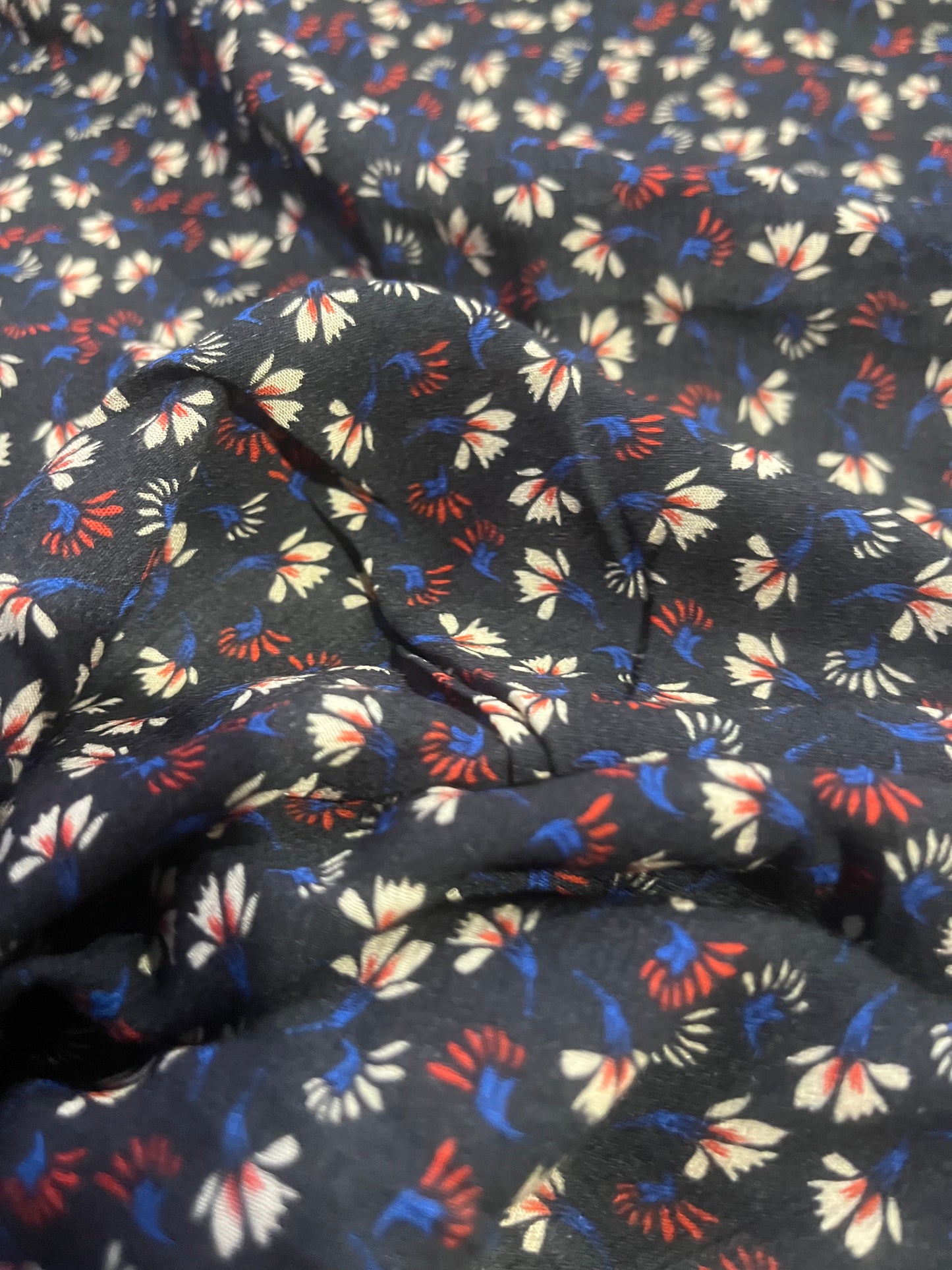 LOTTI 010  viscose crepon small flower