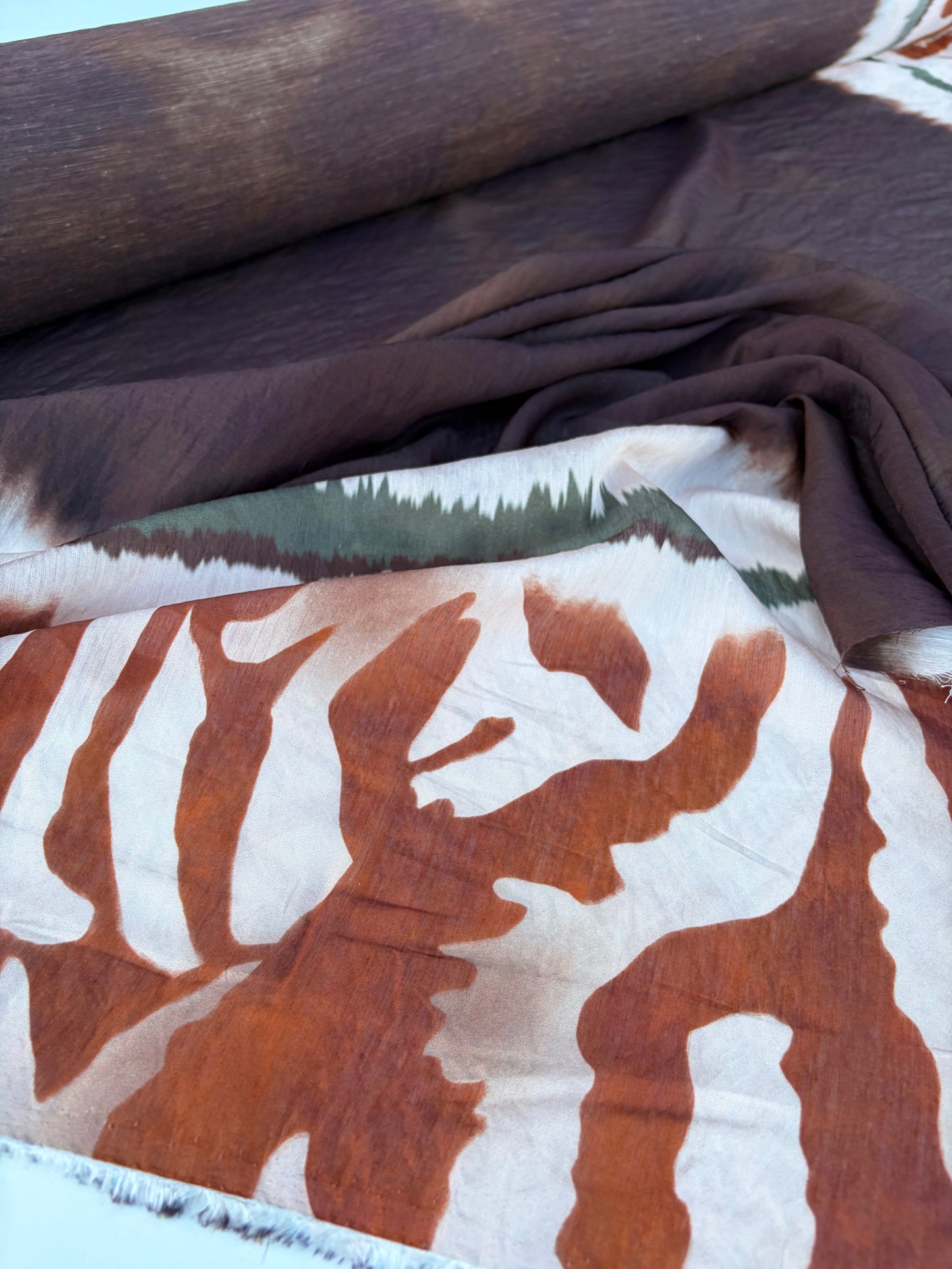 BART 010 animalier/tie dye double border print viscose voile