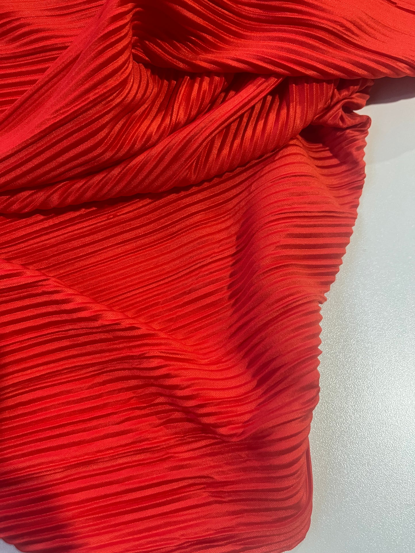 LOTTI 014 pleated satin red