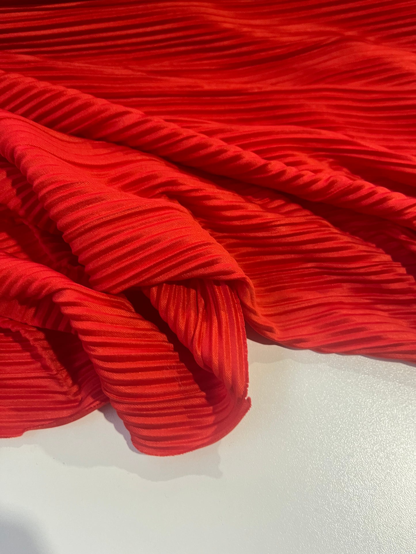 LOTTI 014 pleated satin red