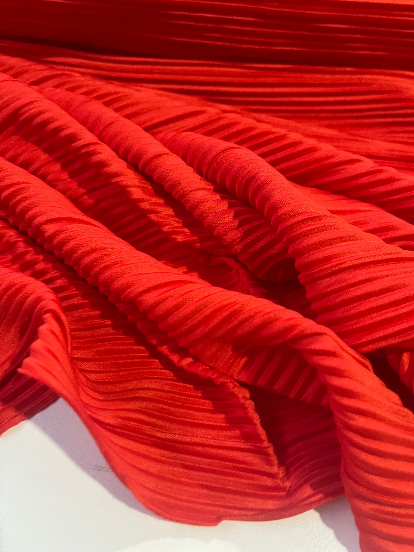 LOTTI 014 pleated satin red