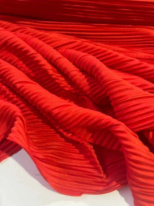 LOTTI 014 pleated satin red