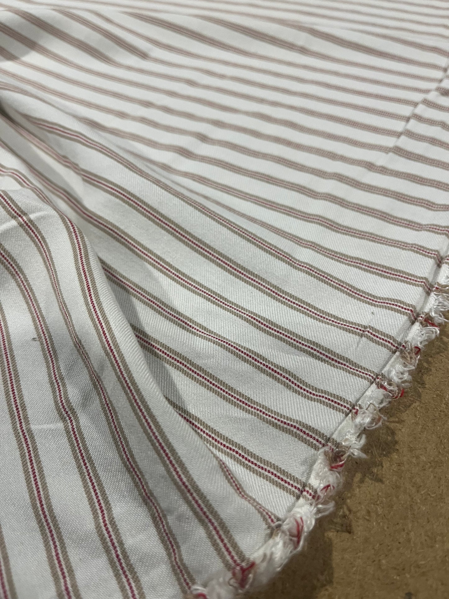 H01 JOJO JOJO viscose/ cotton stripe sand/red