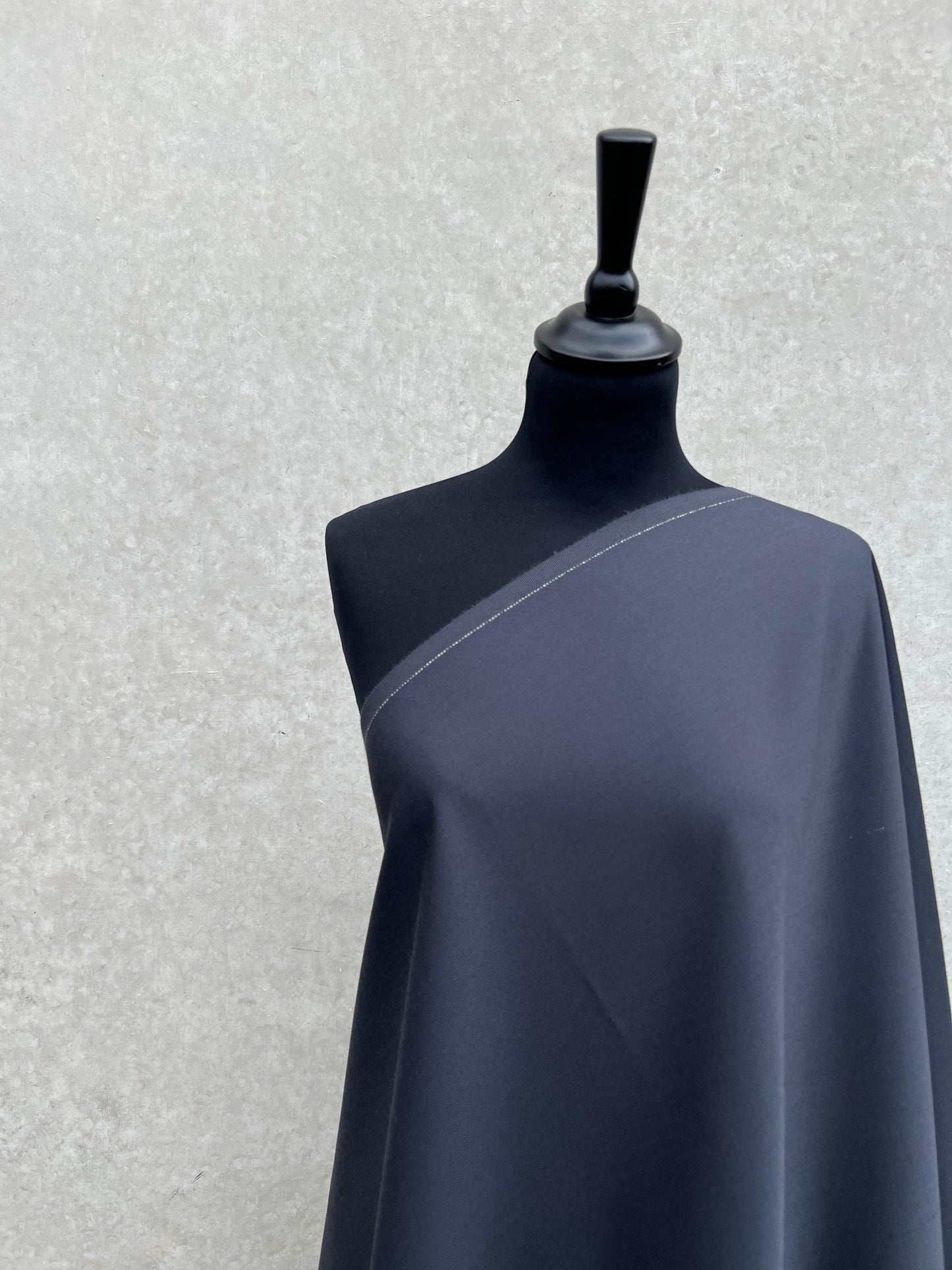 PREM10049 compact twill wool polyester dark grey Loro Piana