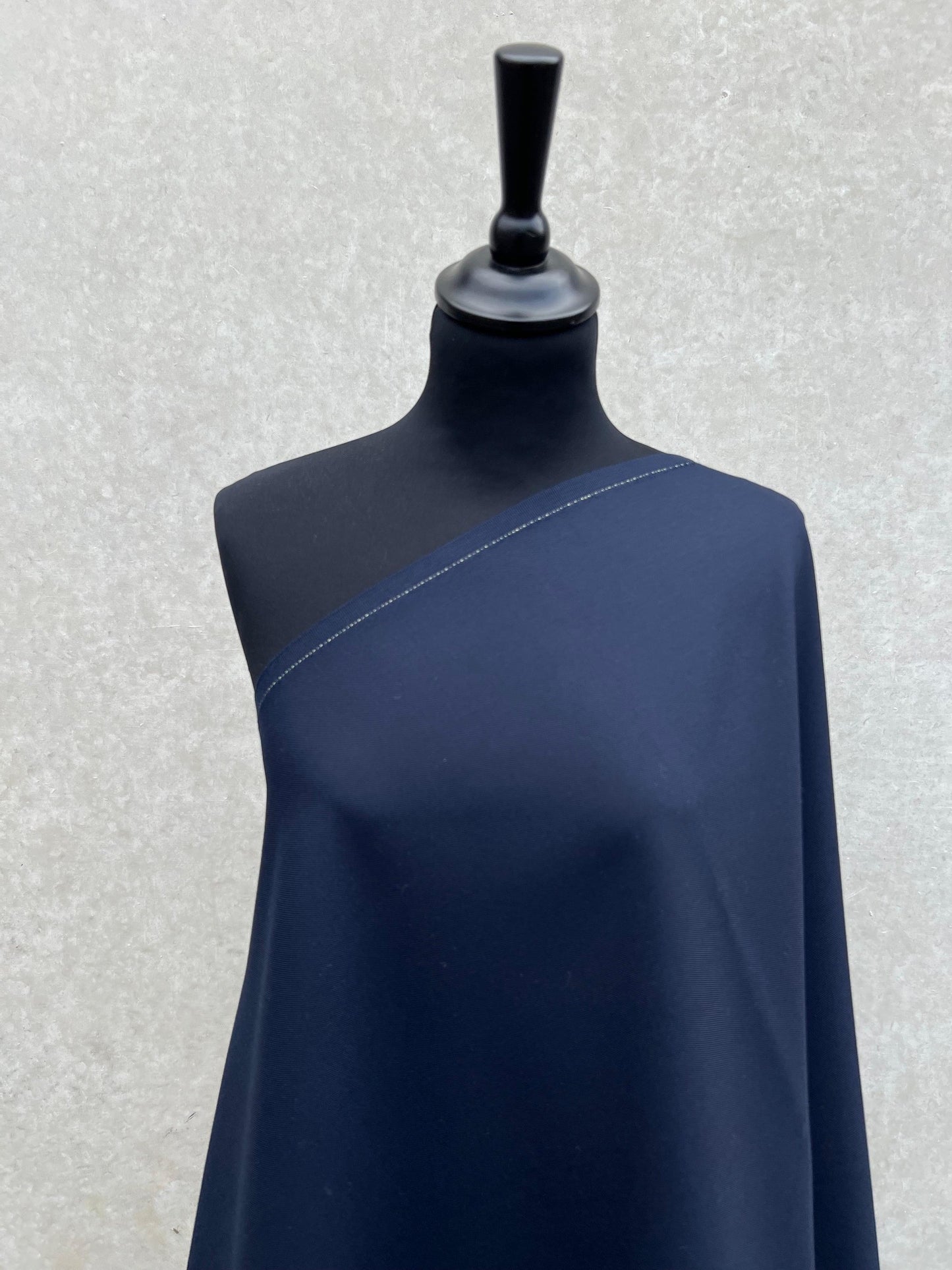 PREM10051 twill wool polyester navy Loro Piana