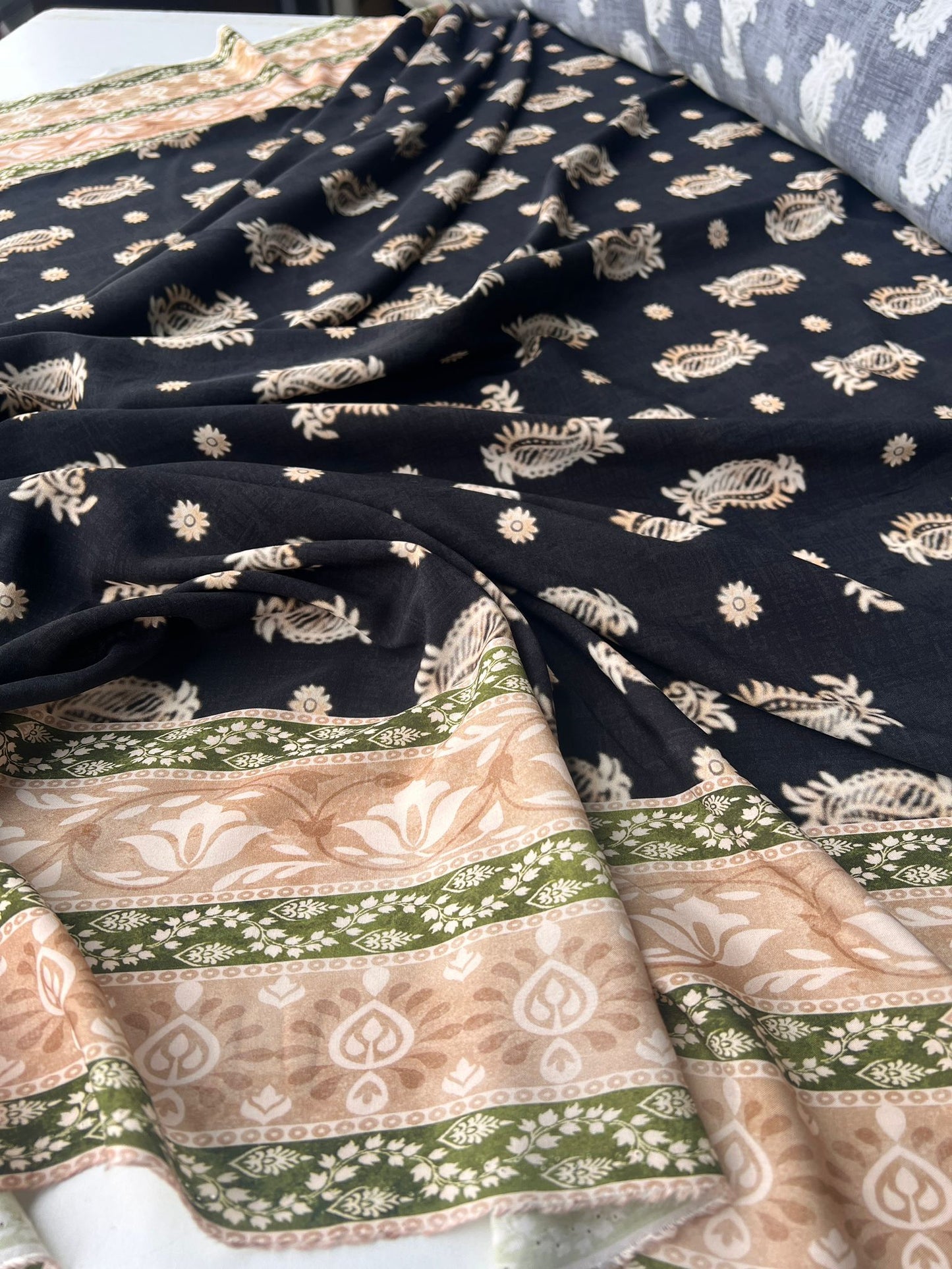 LULU 003 Double Border Paisley Cotton Voile