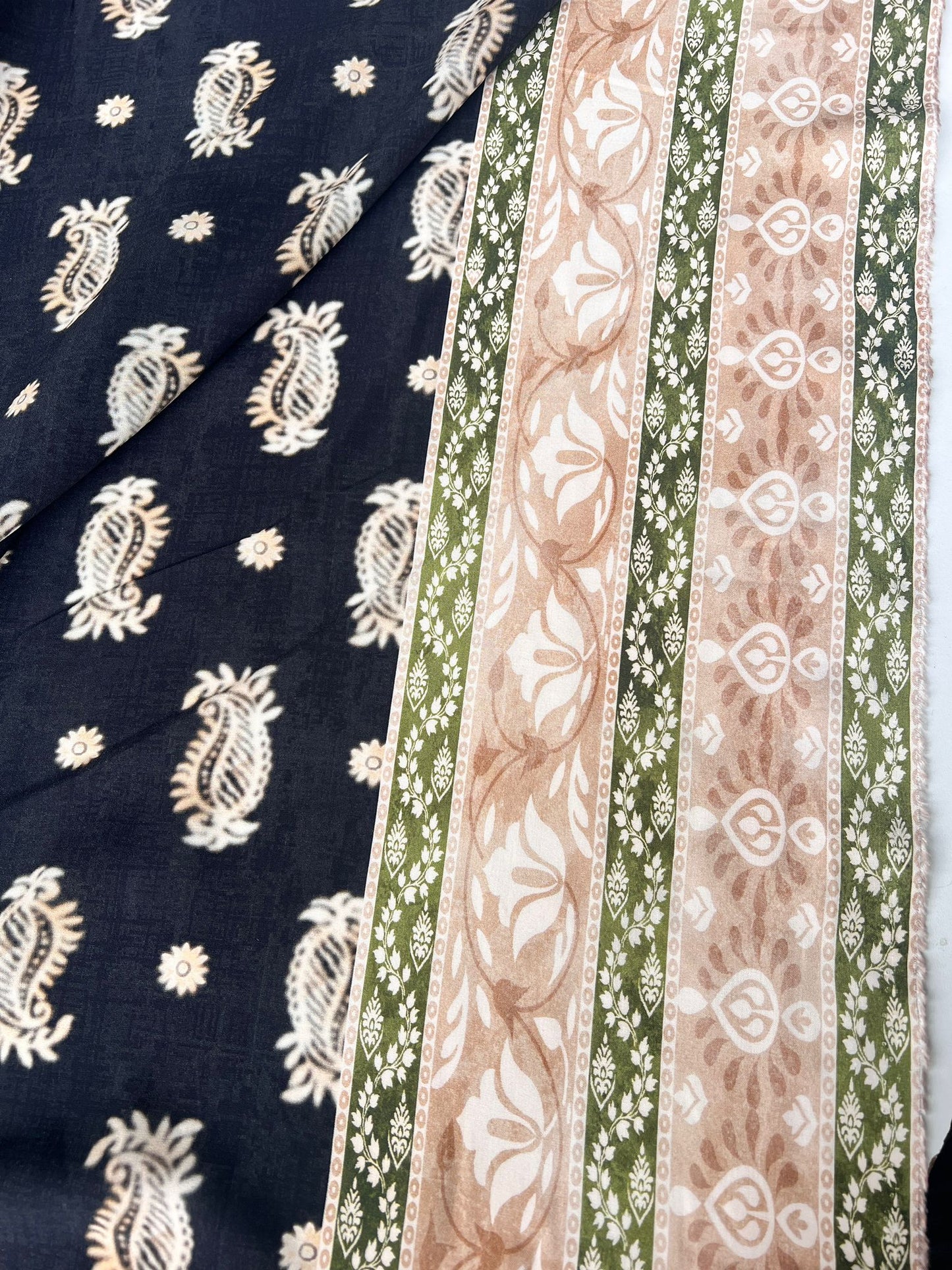 LULU 003 Double Border Paisley Cotton Voile