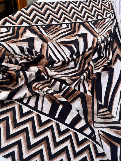 LULU 006 Double Border Print Viscose Crêpe Black&Ecru