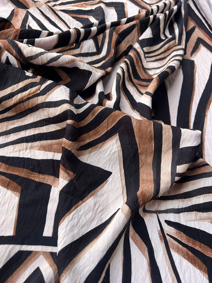 LULU 006 Double Border Print Viscose Crêpe Black&Ecru