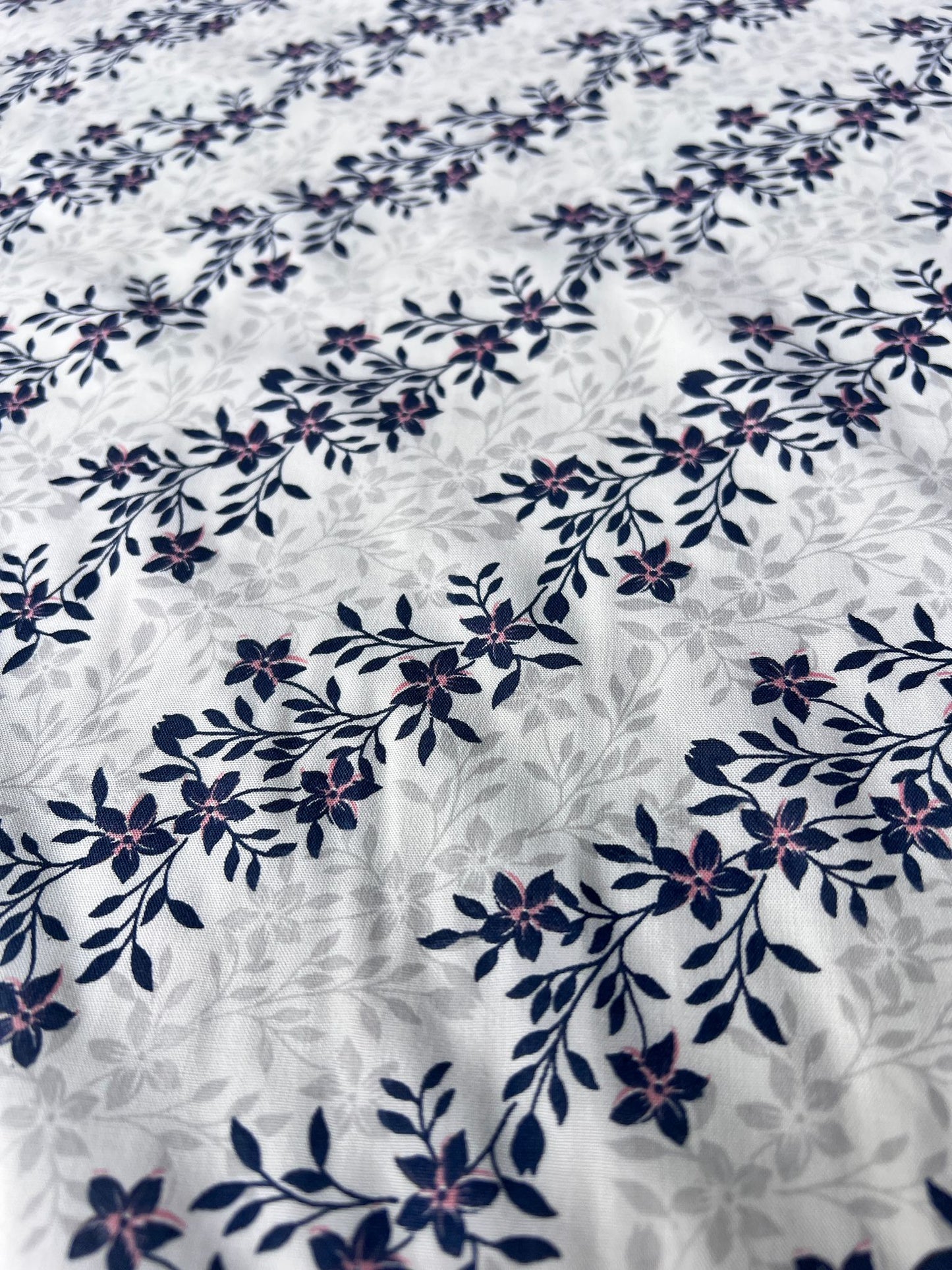 LULU 007 Cotton Poplin Floral Print