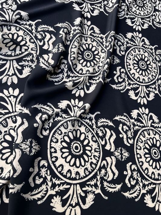 LULU 019 Viscose Medallion Print