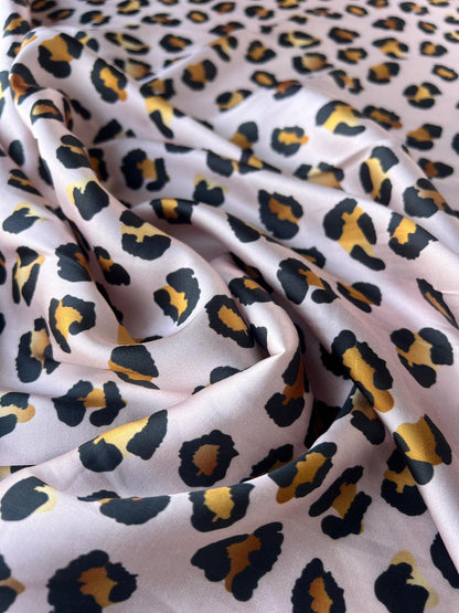 LULU 024 Viscose Satin Leopard Print