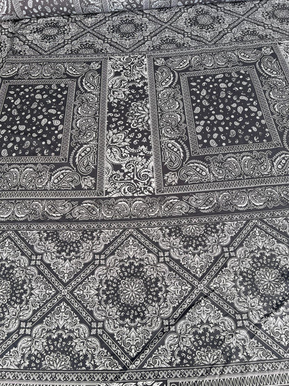 LULU 028 Papertouch Cotton Monochrome Paisley Print