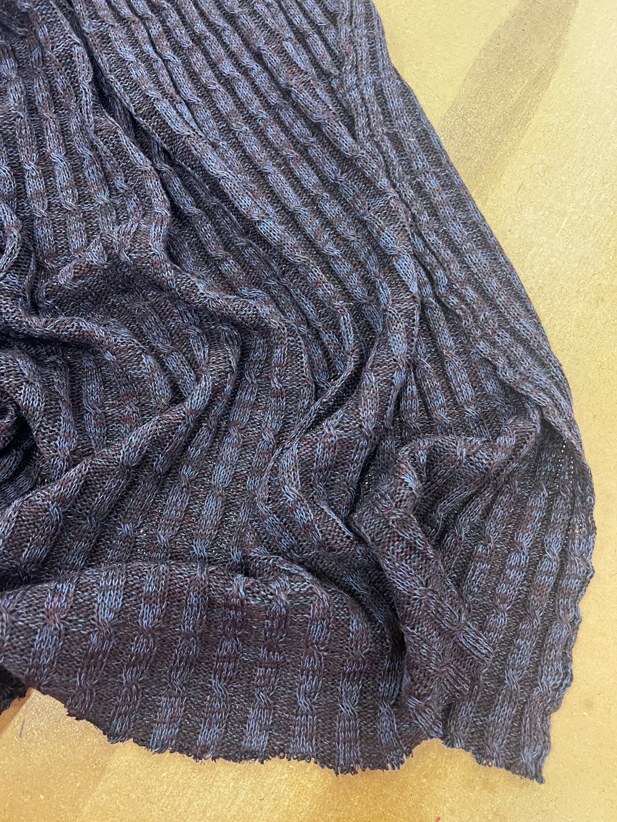 DARIA 041 Indigo & Deep plum melange knitted cable 100% wool