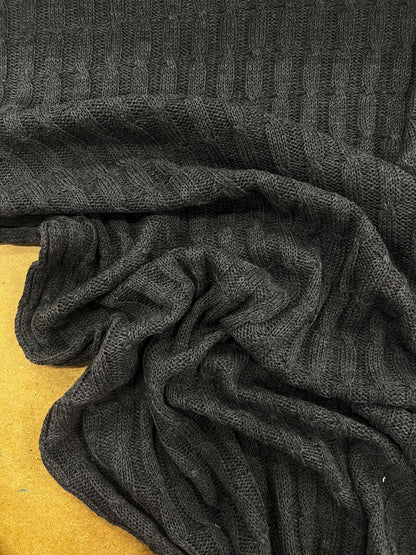 DARIA 045 charcoal knitted cable 100% wool