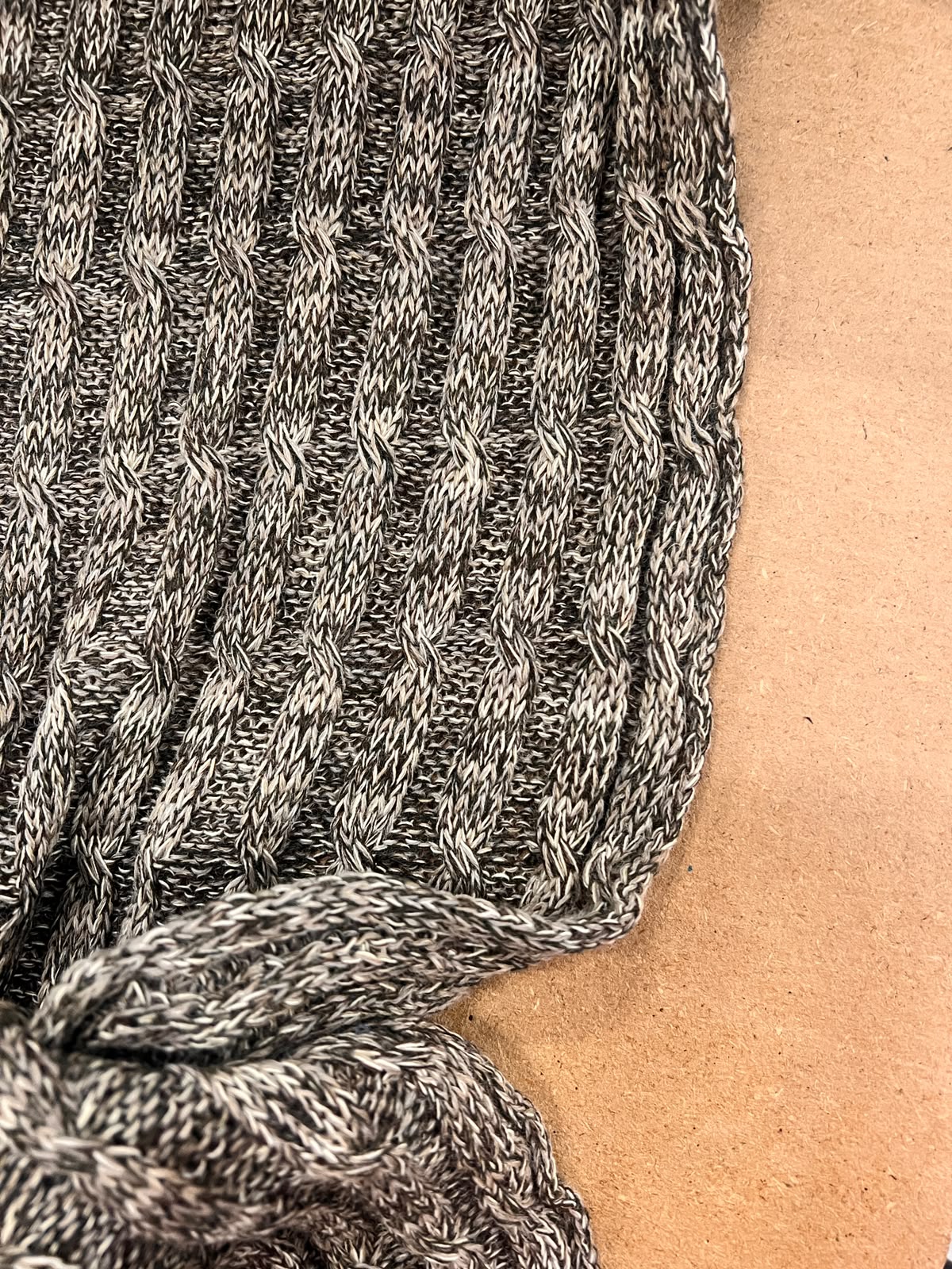 DARIA 048 oatmeal melange cable 100% wool