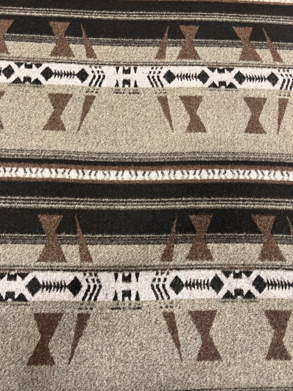 ZOE 012 double face rustic geo design 100% wool