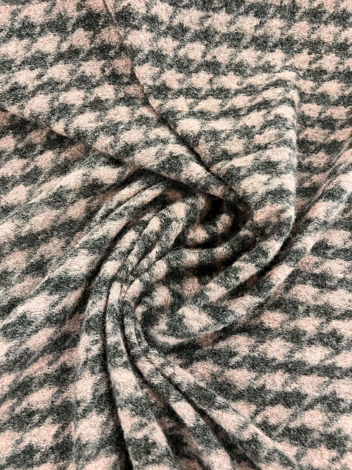 ZOE 015 brushed pink&grey houndstooth wool
