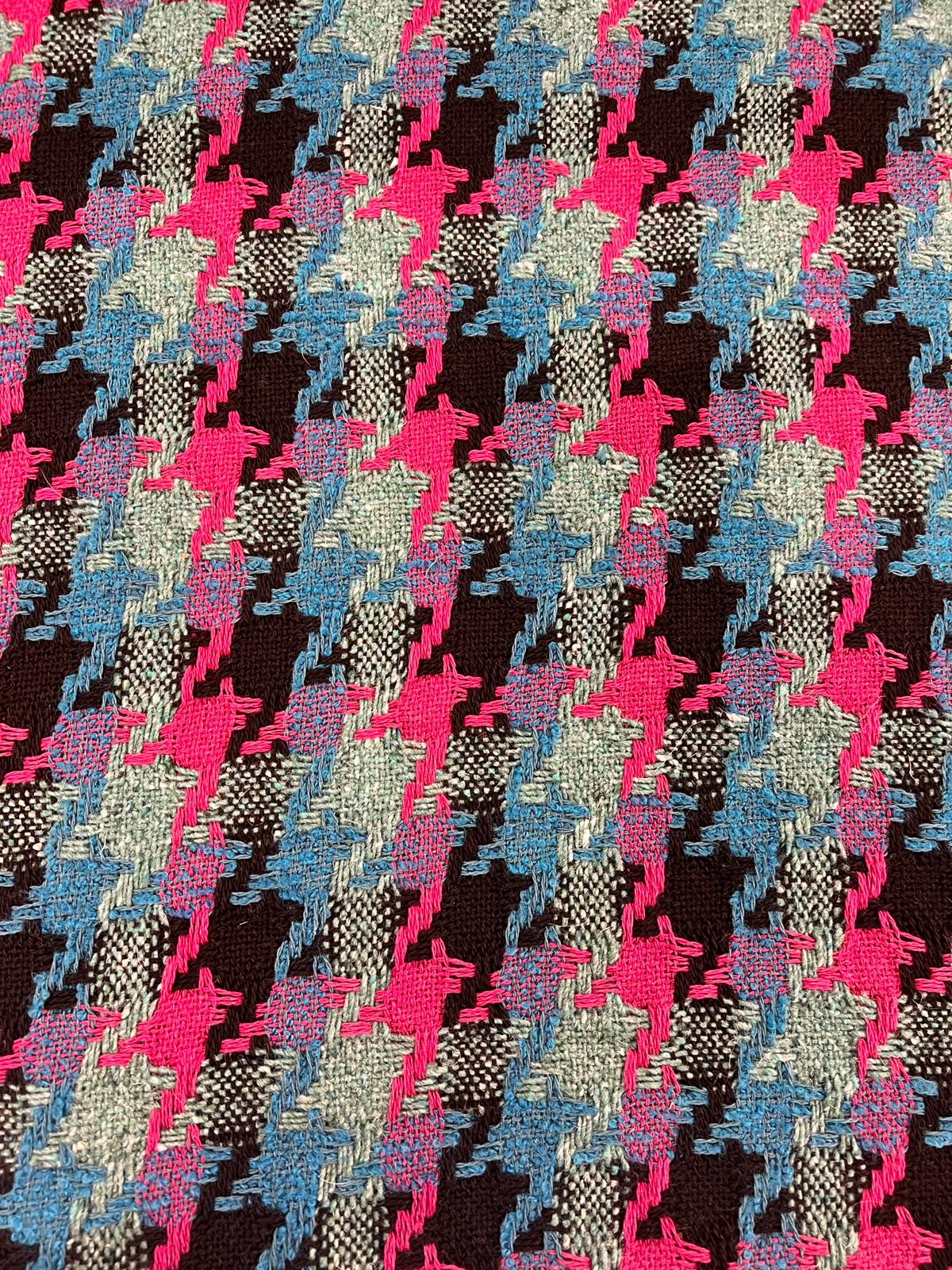 ZOE 024 multi color boucle houndstooth tweed