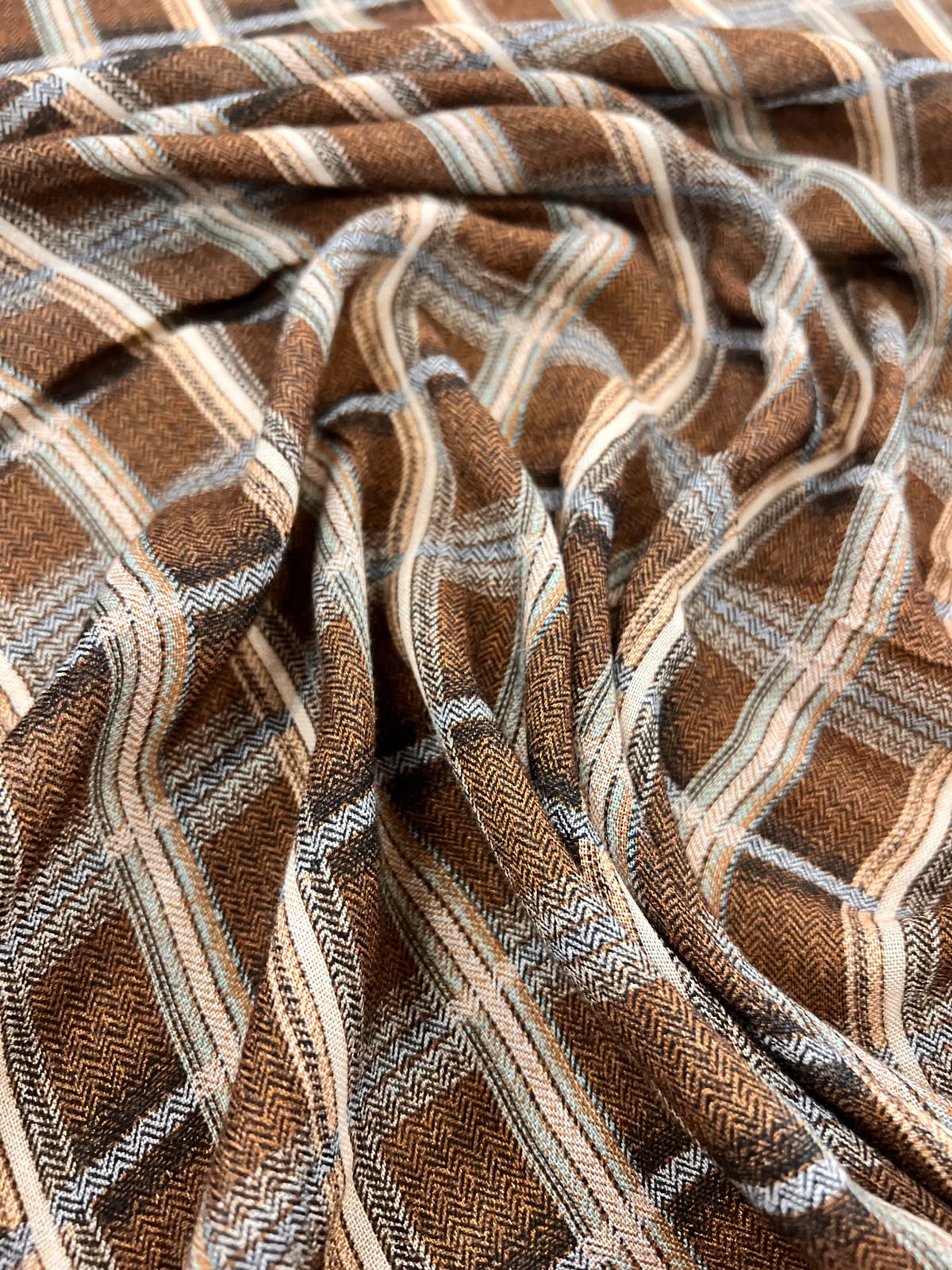 ZOE 031 autumnal check viscose voile