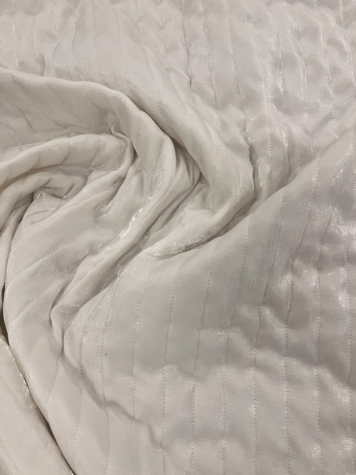 ZOE 034 double face pintucked semi shiny quilted