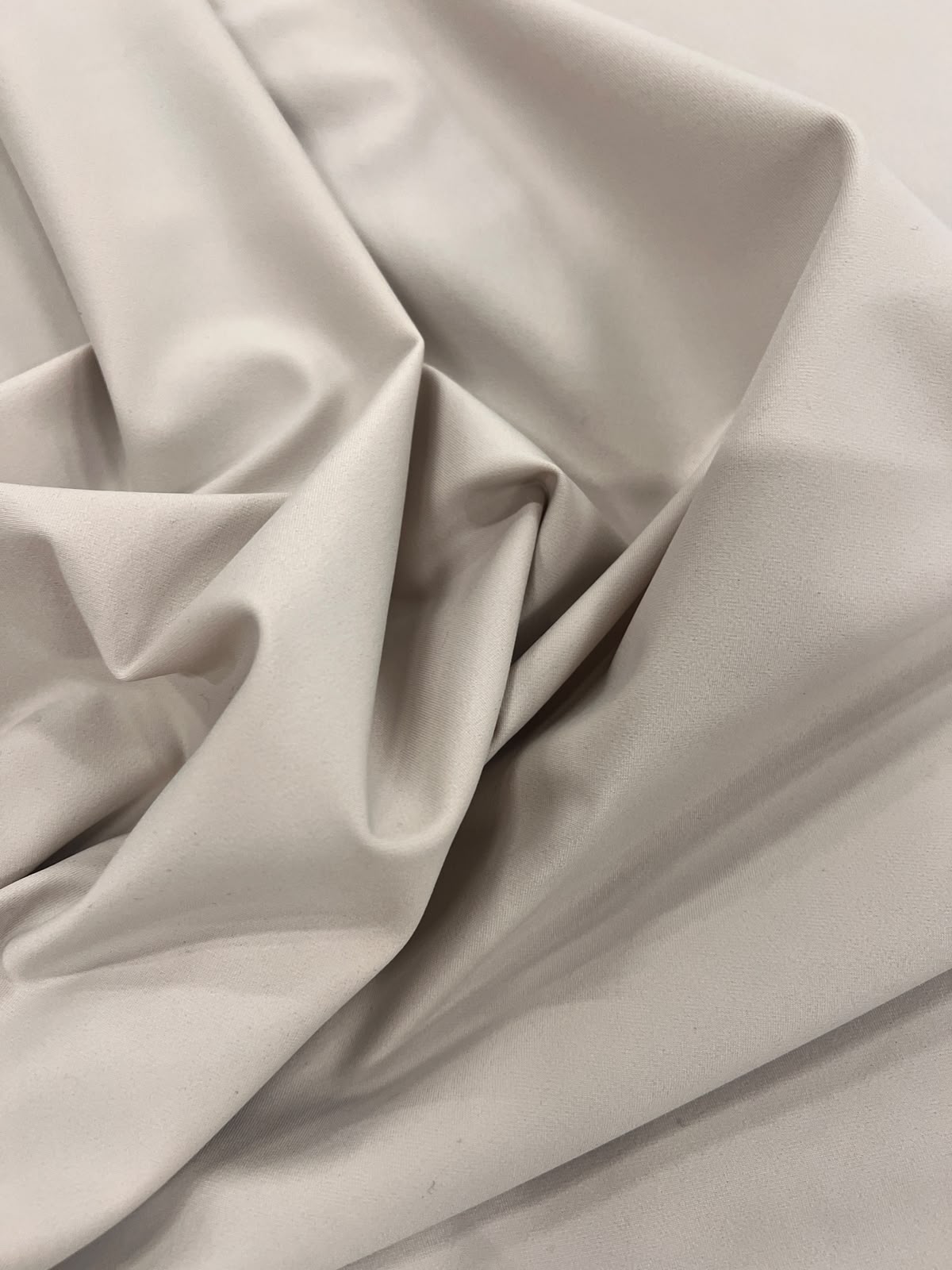 ZOE 037 Ivory stretch cotton gabardine twill