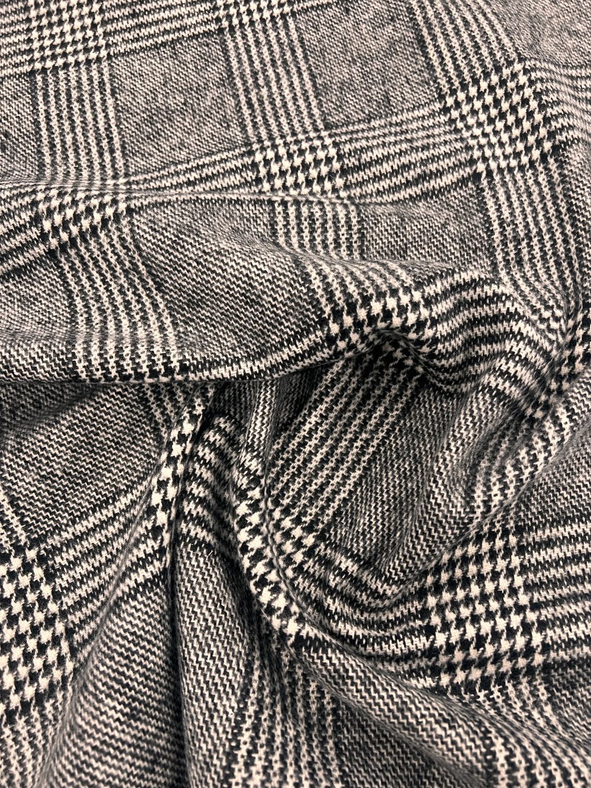 ZOE 073 houndstooth check double face black&white tweed