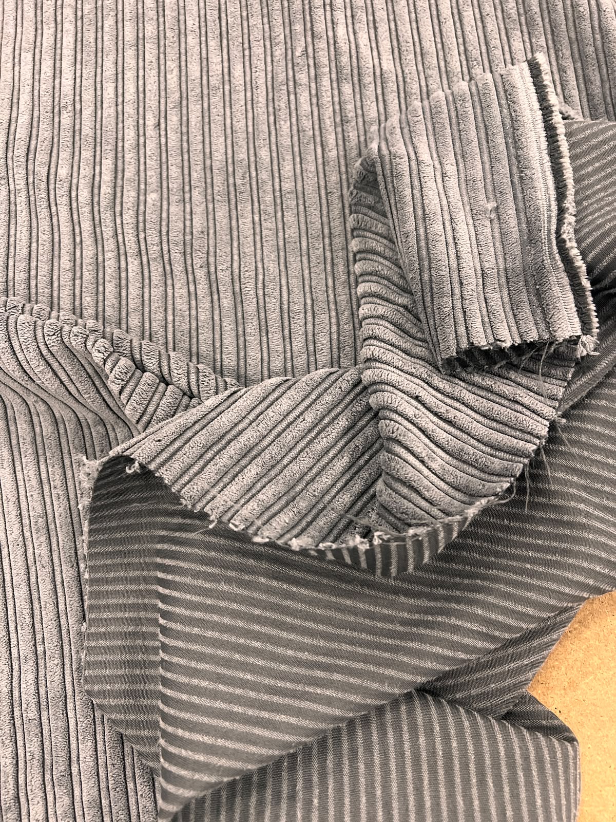 ZOE 078 grey curduroy vertical ribbed