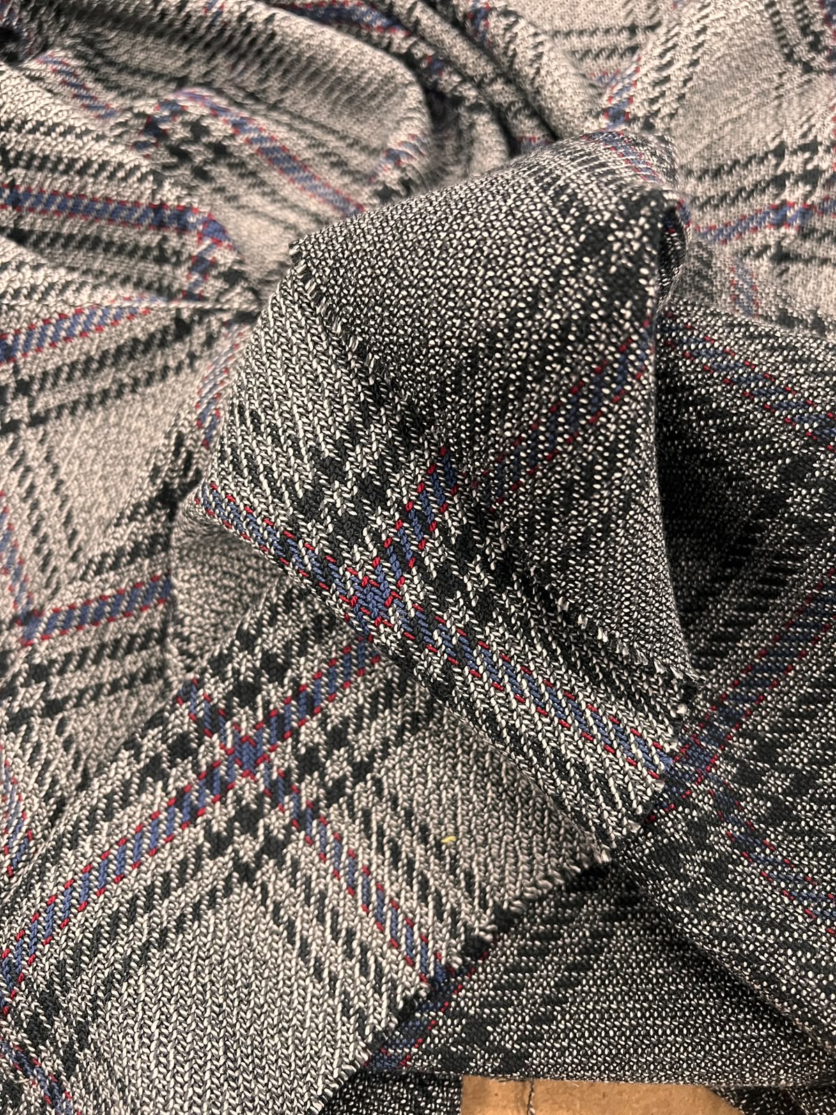 ZOE 089  Grey with red&blue overcheck heavyweight tweed