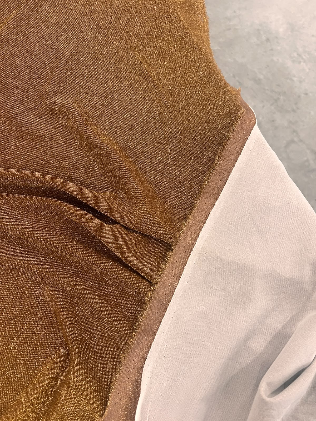 ZOE 092 bronze&gold shiny jersey