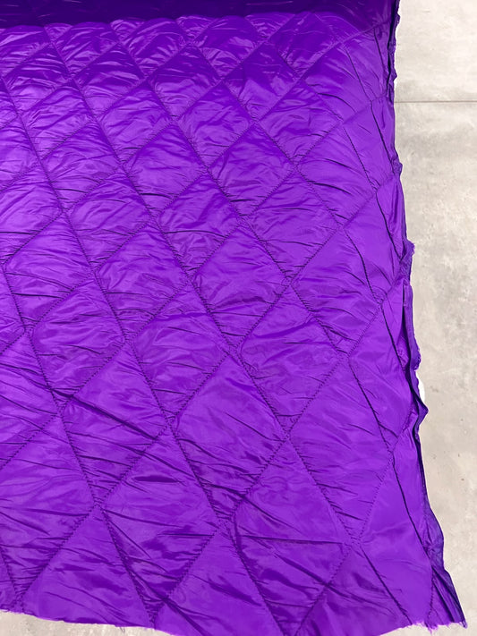 ZOE 097 doubleface aubergine quilted fabric