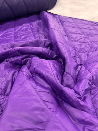 ZOE 097 doubleface aubergine quilted fabric