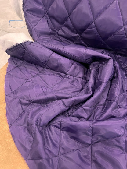 ZOE 097 doubleface aubergine quilted fabric