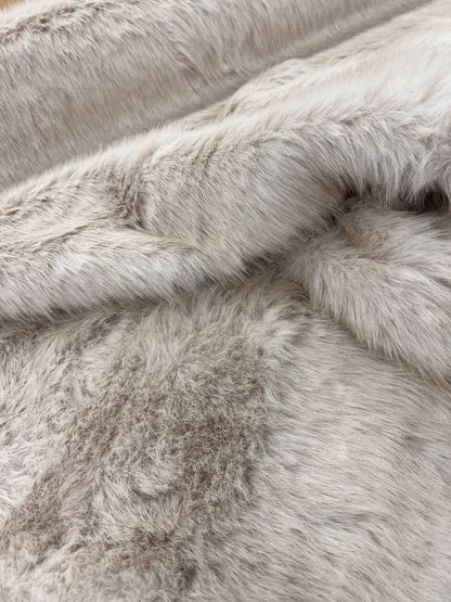 OLAF 003 neutral taupe/ivory hairy cuddle milky wool blended